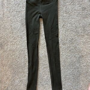 Lululemon En Avante Reveal Tight Dark olive Green